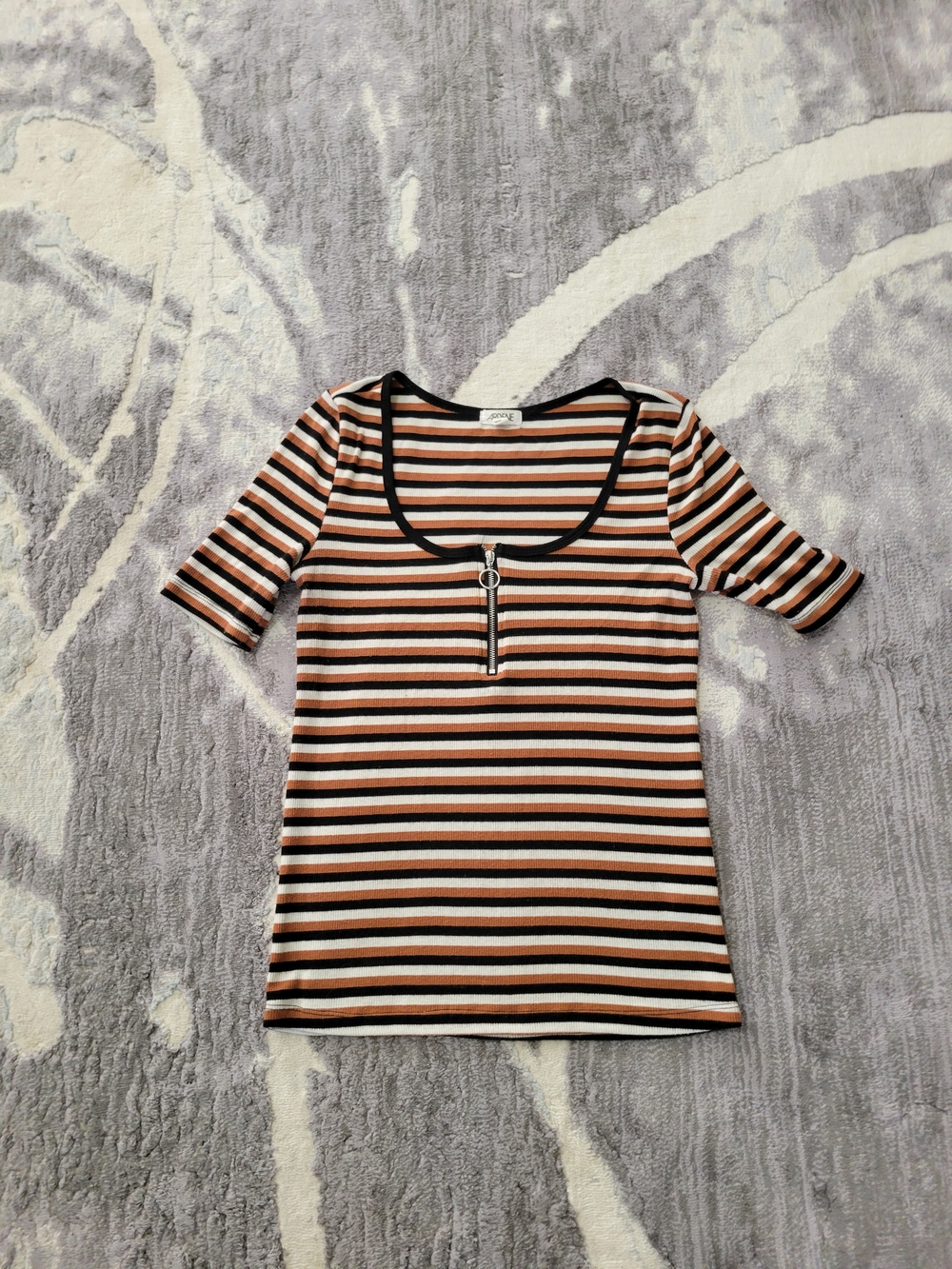 Ardene Striped Scoop-Neck Zip Tee - Black, Cream & Brown Size S/M